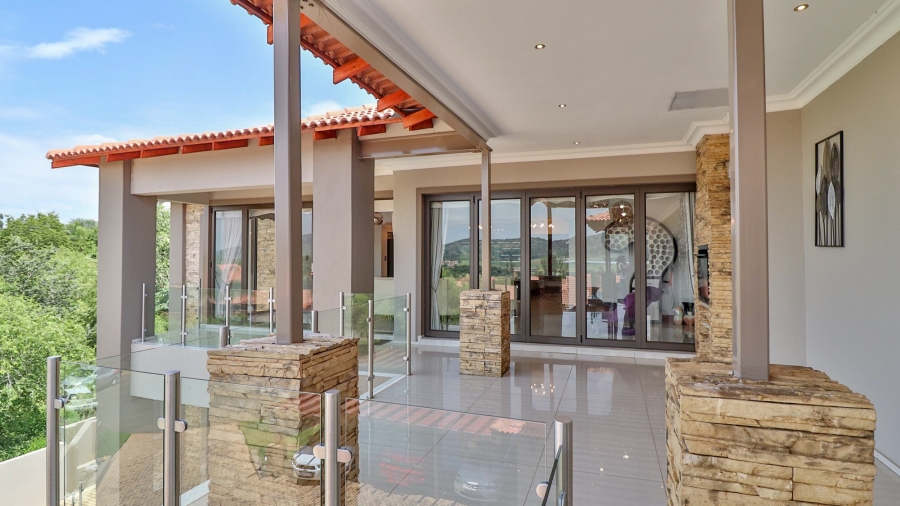 6 Bedroom Property for Sale in Birdwood Estate North West